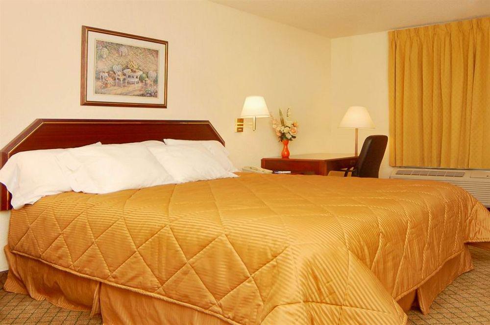 Econo Lodge Пикаюн Экстерьер фото