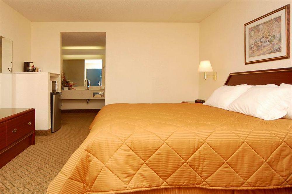 Econo Lodge Пикаюн Экстерьер фото