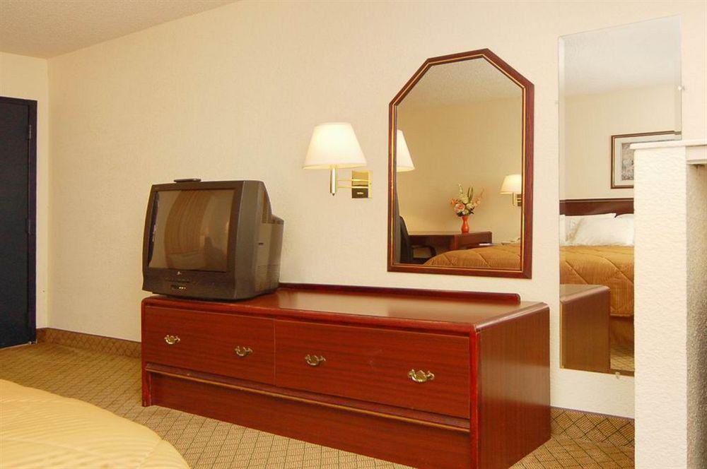 Econo Lodge Пикаюн Экстерьер фото