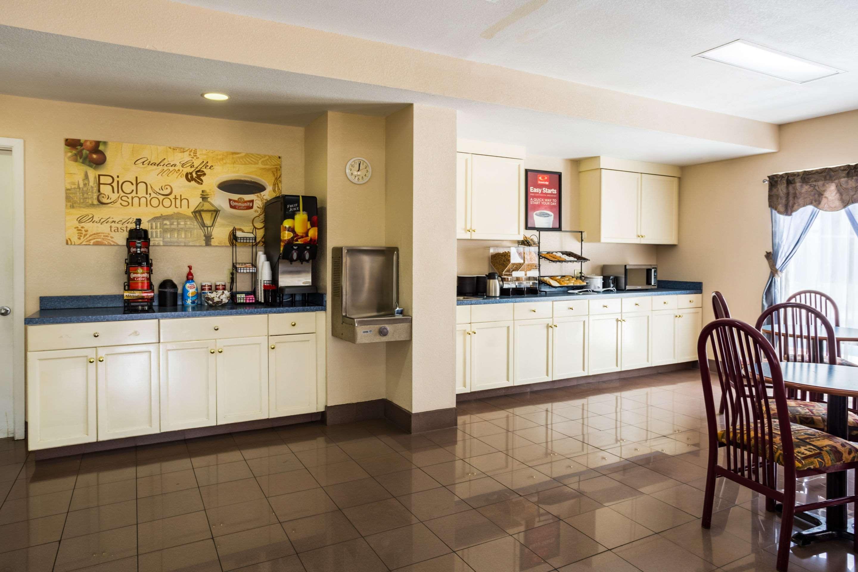 Econo Lodge Пикаюн Экстерьер фото