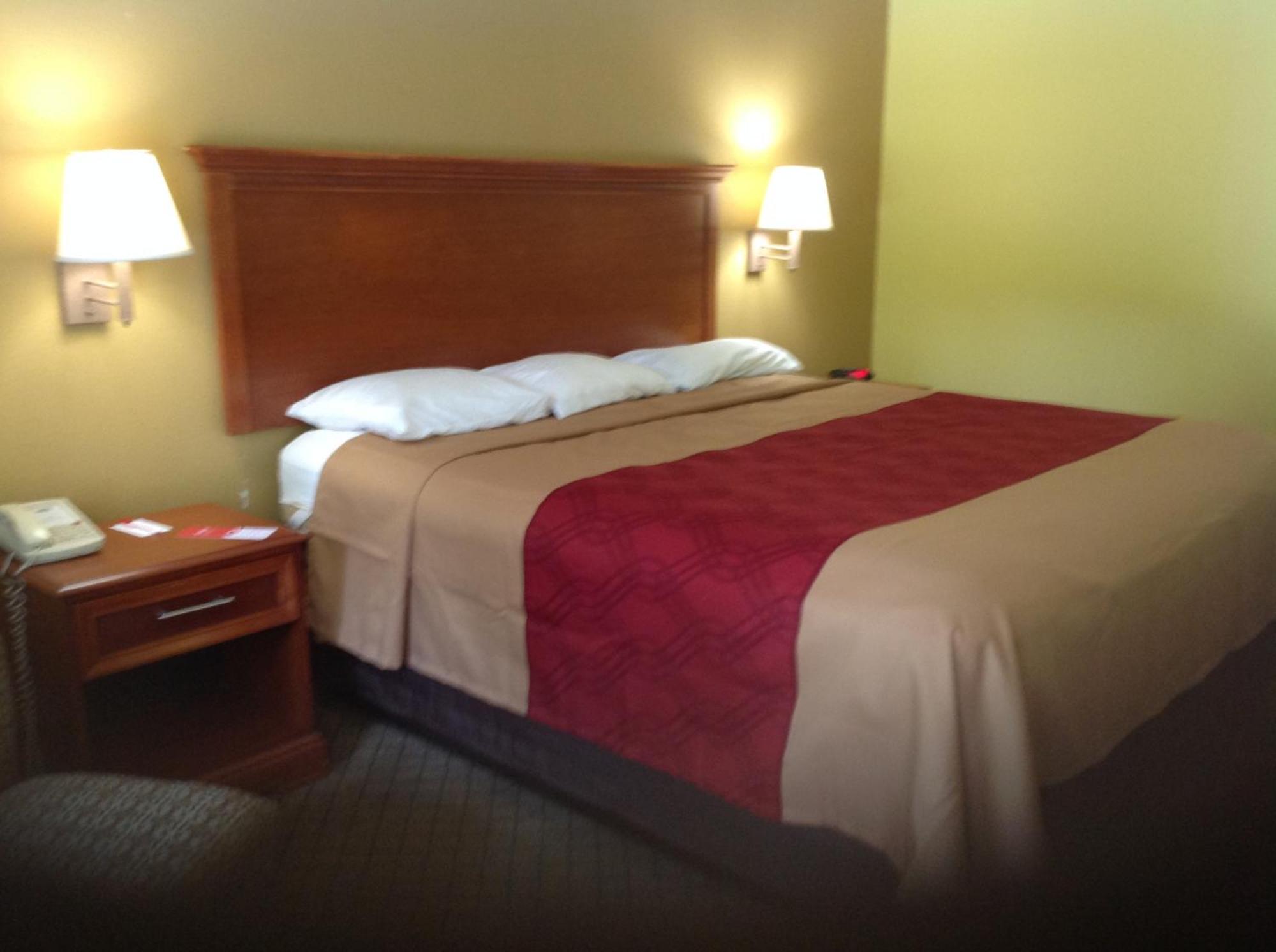 Econo Lodge Пикаюн Номер фото