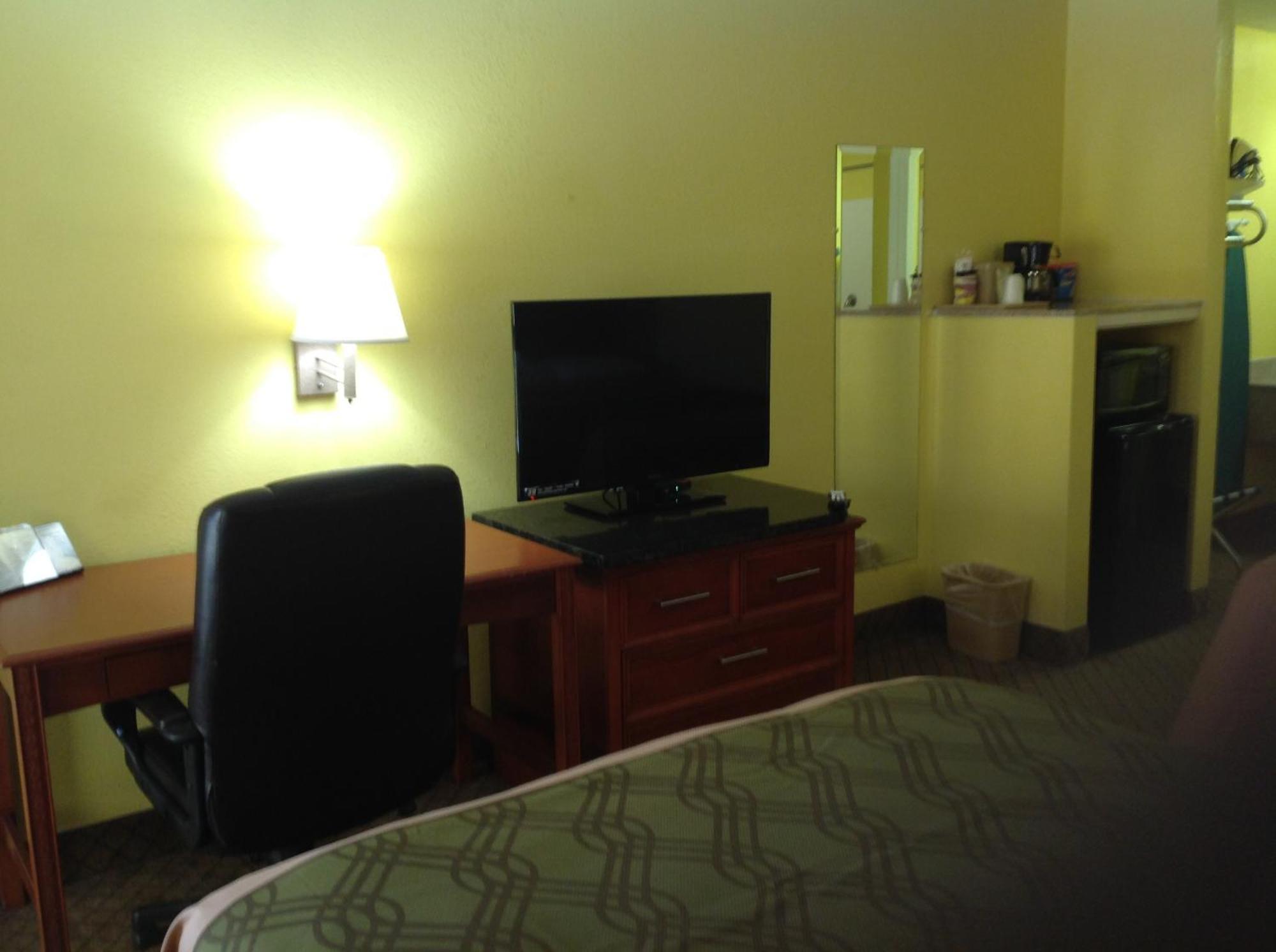 Econo Lodge Пикаюн Номер фото