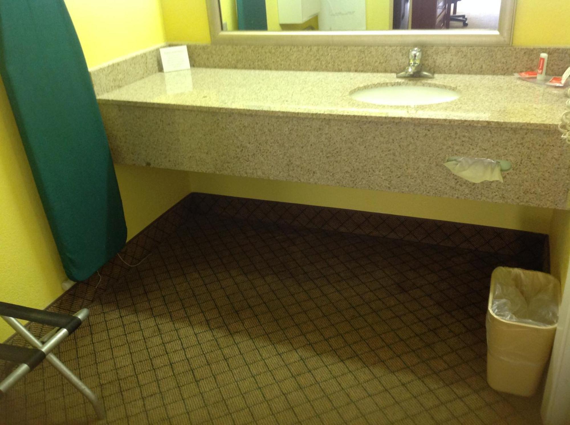 Econo Lodge Пикаюн Номер фото