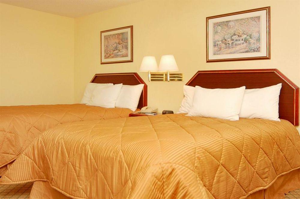 Econo Lodge Пикаюн Экстерьер фото