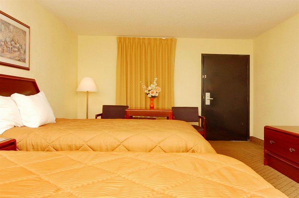 Econo Lodge Пикаюн Экстерьер фото
